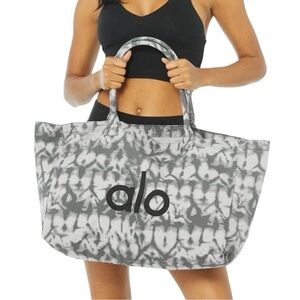 ALO Yoga Tie Dye Tote Bag